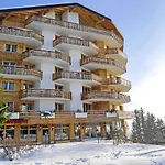 Appartement Le Bristol A28 By Interhome